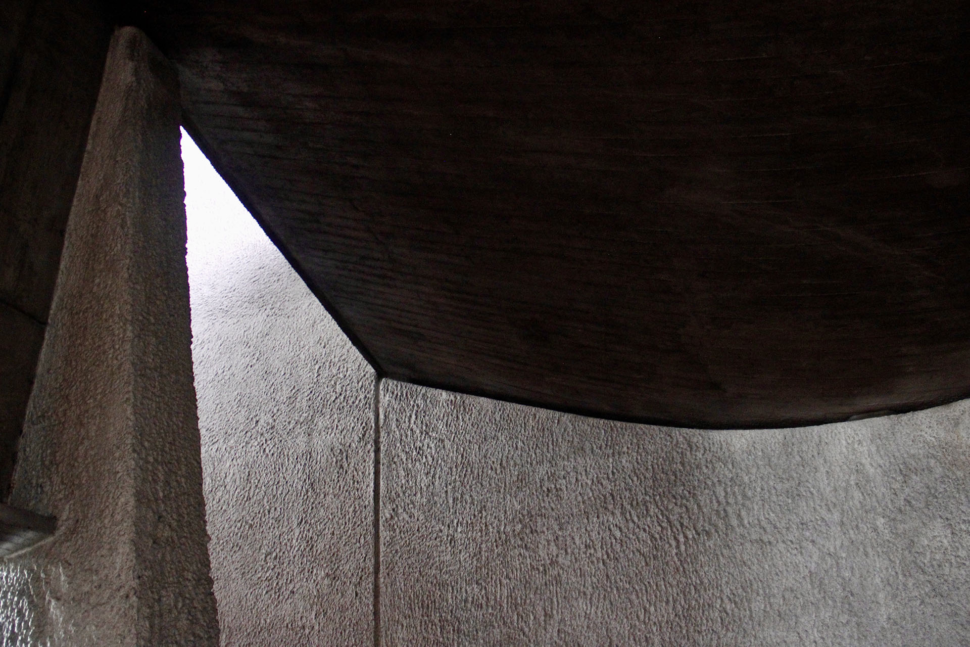 le-corbusiers-dream-at-ronchamp-a-glimpse-into-his-soul-22