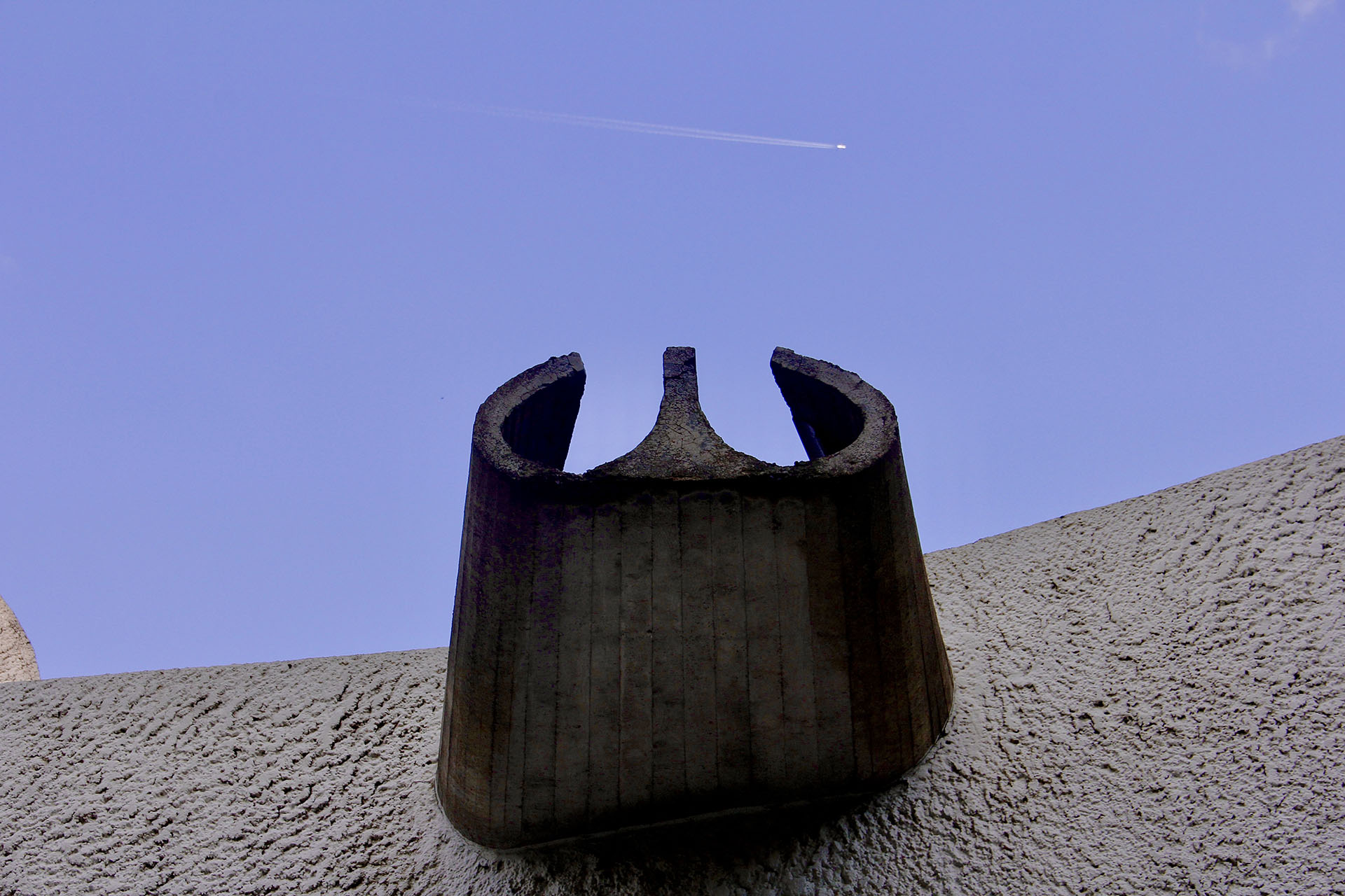 le-corbusiers-dream-at-ronchamp-a-glimpse-into-his-soul-48