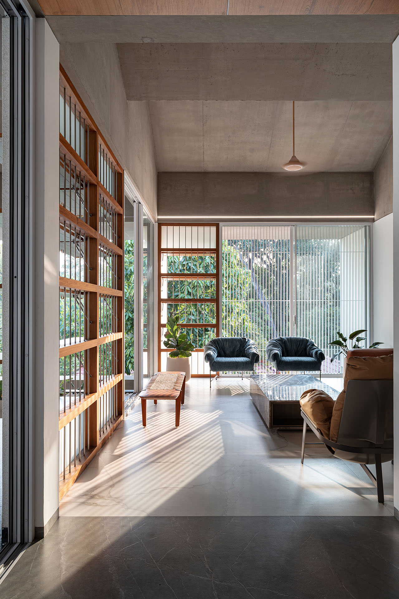 crimped-roof-house-18