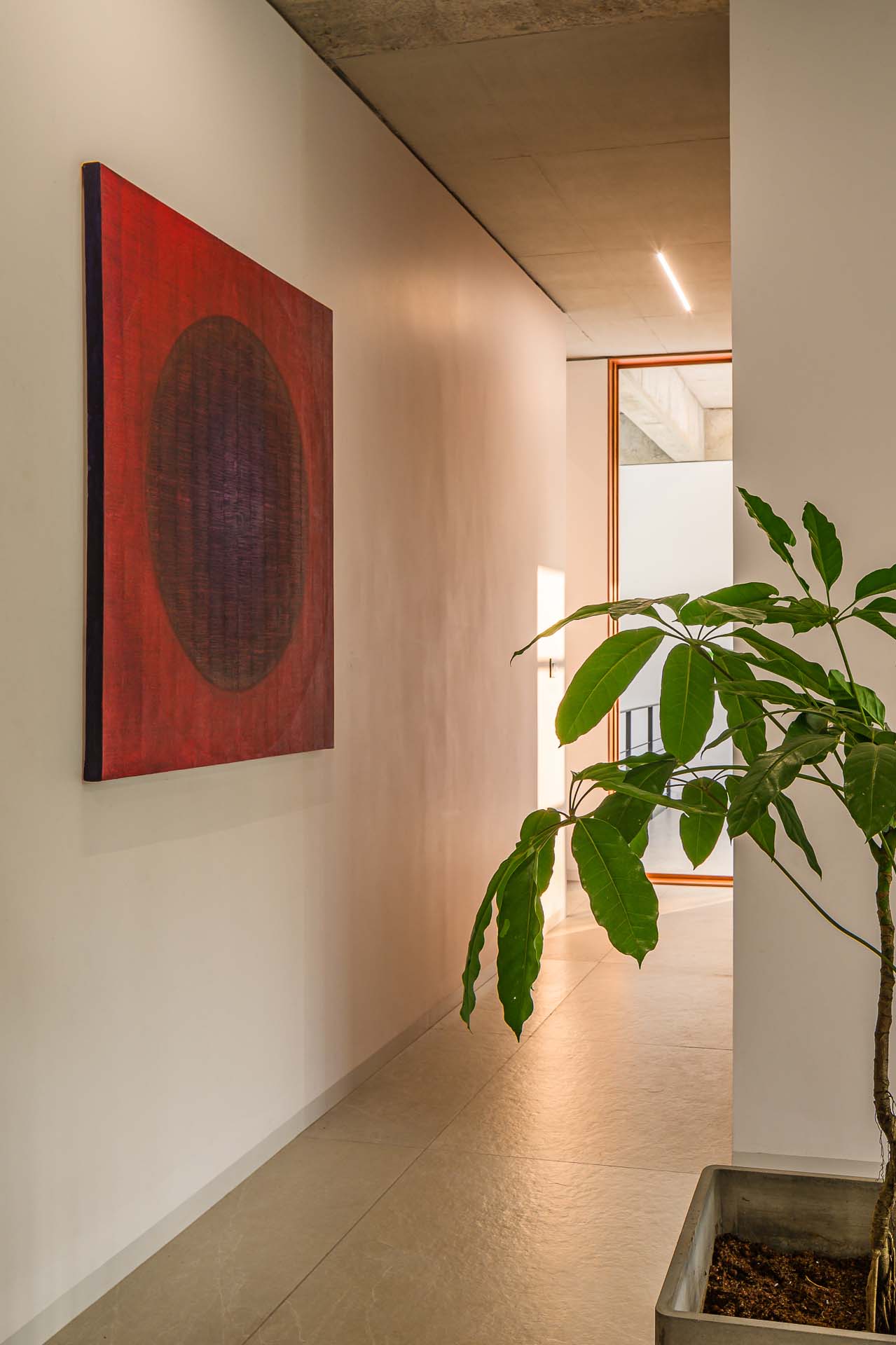 house-that-meets-the-river-96