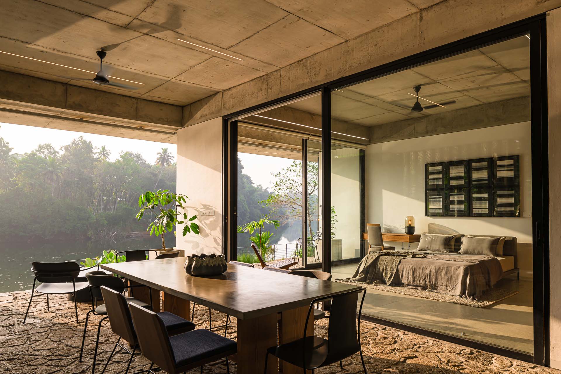 house-that-meets-the-river-43